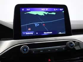 Ford Kuga (2023) thumbnail 6
