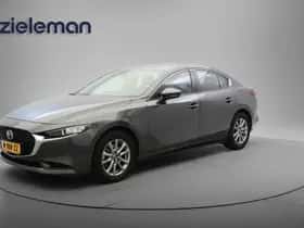 Mazda 3 (2022) thumbnail 16