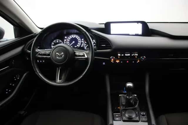 Mazda 3 (2022) thumbnail 3