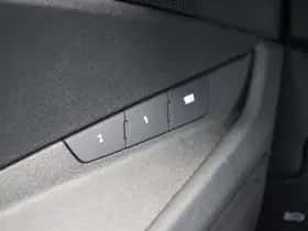 Audi e-tron (2020) thumbnail 8