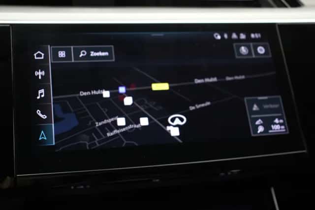 Audi e-tron (2020) thumbnail 6