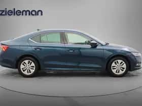 Škoda Octavia (2021) thumbnail 13