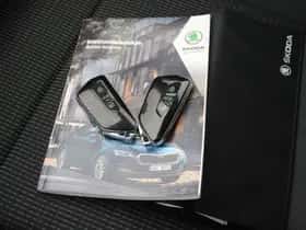 Škoda Octavia (2021) thumbnail 18
