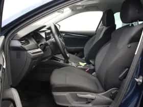 Škoda Octavia (2021) thumbnail 6