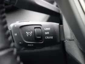 Peugeot e-2008 (2020) thumbnail 27