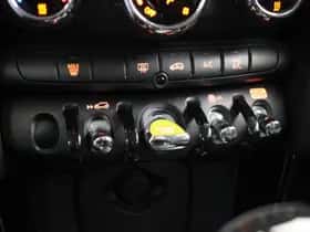 MINI Electric (2020) thumbnail 25