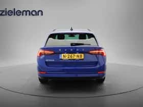 Škoda Octavia (2021) thumbnail 14