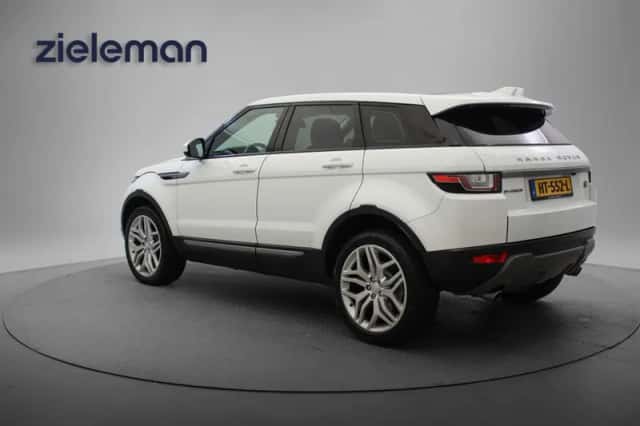 Land Rover Range Rover Evoque (2016) thumbnail 2