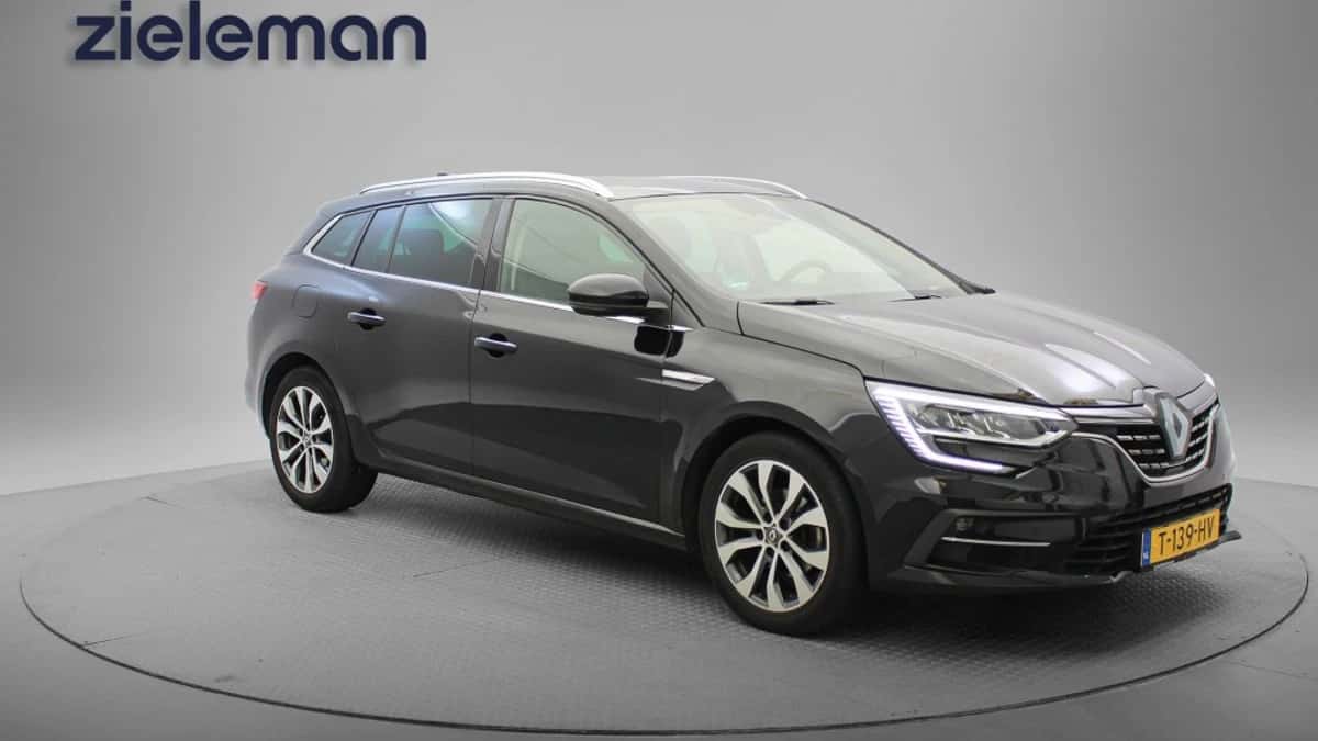 Renault Mégane (2023) — foto 1
