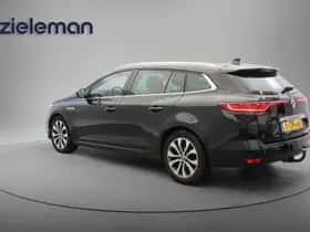 Renault Mégane (2023) thumbnail 2