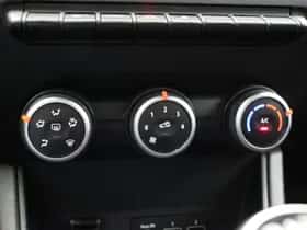 Renault Captur (2021) thumbnail 27