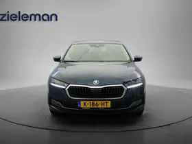 Škoda Octavia (2021) thumbnail 11
