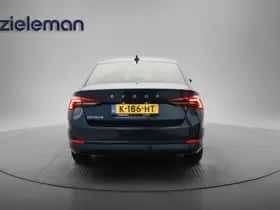 Škoda Octavia (2021) thumbnail 14