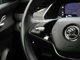 Škoda Octavia (2021) thumbnail 18