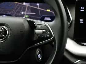 Škoda Octavia (2021) thumbnail 19