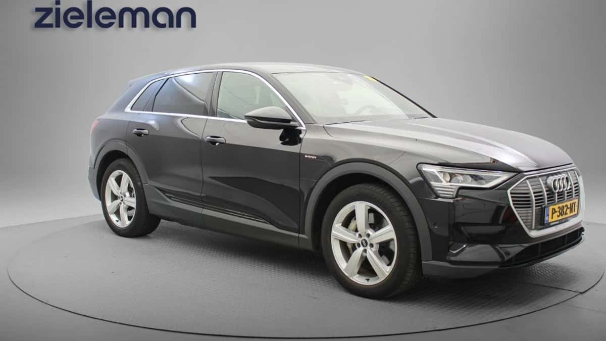 Audi e-tron (2022) — foto 1