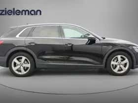 Audi e-tron (2022) thumbnail 13