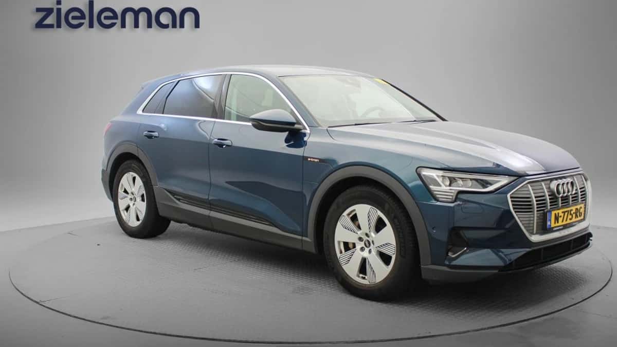 Audi e-tron (2021) — foto 1