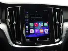 Volvo V60 (2021) thumbnail 4