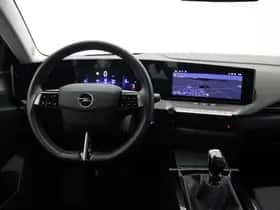 Opel Astra (2023) thumbnail 3