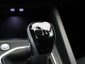 Volkswagen Golf (2021) thumbnail 27