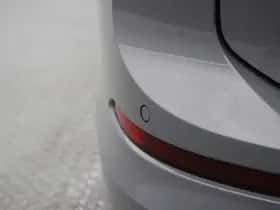 Volkswagen Golf (2021) thumbnail 35