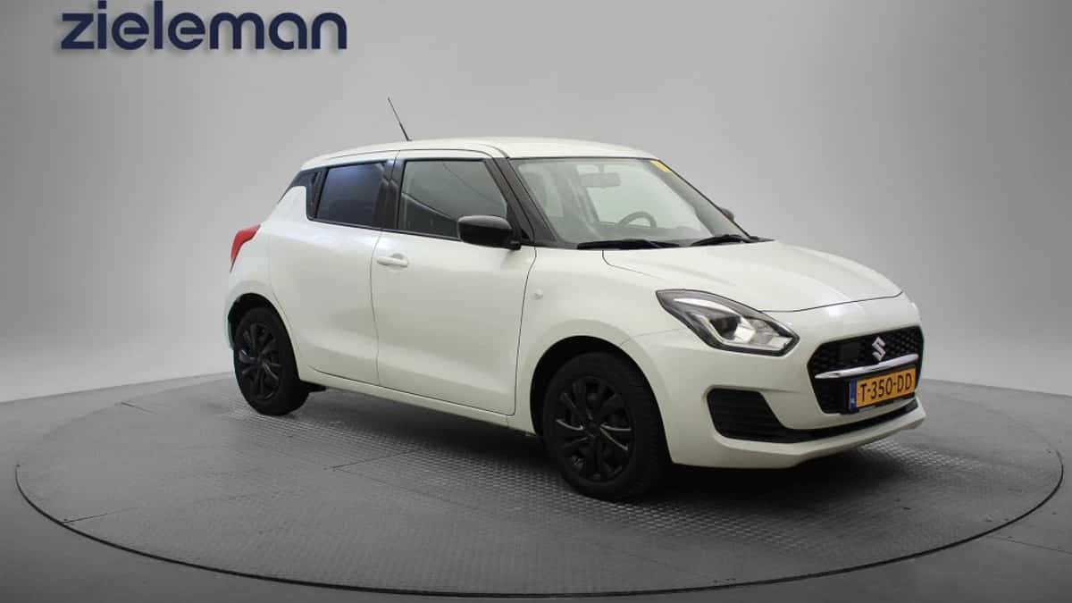 Suzuki Swift (2023) — foto 1
