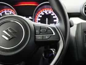 Suzuki Swift (2023) thumbnail 18