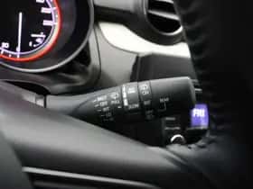 Suzuki Swift (2023) thumbnail 21