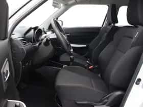 Suzuki Swift (2023) thumbnail 5
