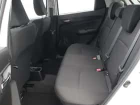 Suzuki Swift (2023) thumbnail 6