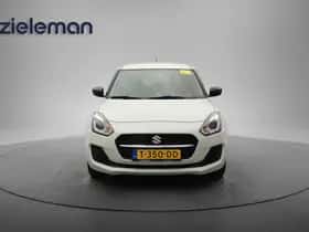 Suzuki Swift (2023) thumbnail 10