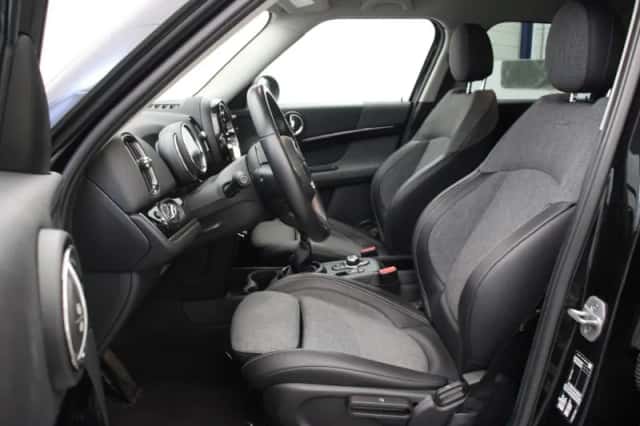 MINI Countryman (2022) thumbnail 6