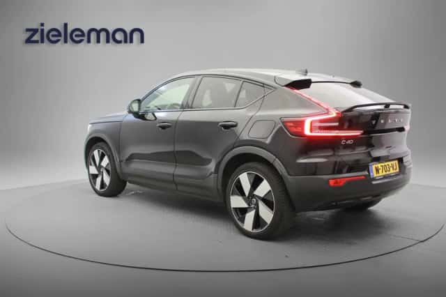 Volvo C40 (2021) thumbnail 3