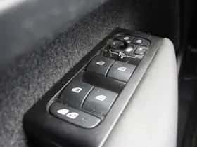 Volvo C40 (2021) thumbnail 35