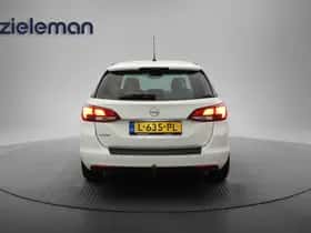 Opel Astra (2021) thumbnail 16