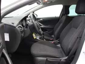 Opel Astra (2021) thumbnail 8