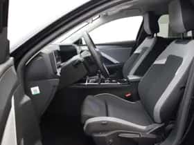 Opel Astra (2023) thumbnail 8