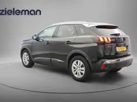 Peugeot 3008 (2019) thumbnail 2