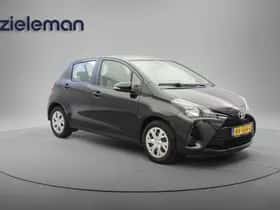 Toyota Yaris (2018) thumbnail 1