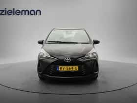 Toyota Yaris (2018) thumbnail 11