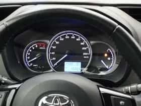 Toyota Yaris (2018) thumbnail 19