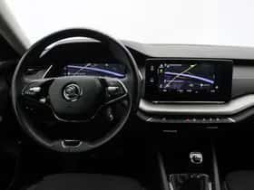 Škoda Octavia (2021) thumbnail 3