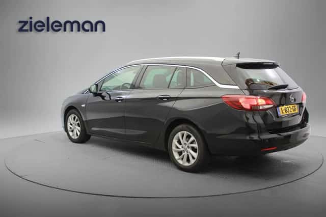 Opel Astra (2021) thumbnail 2