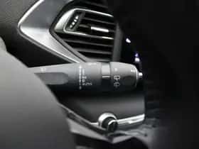 Peugeot 308 (2021) thumbnail 22