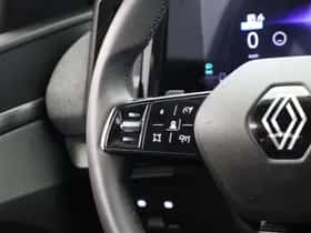 Renault Mégane E-Tech (2023) thumbnail 18