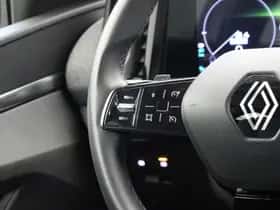 Renault Mégane E-Tech (2022) thumbnail 19