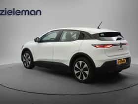 Renault Mégane E-Tech (2022) thumbnail 3