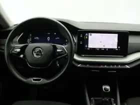Škoda Octavia (2021) thumbnail 3