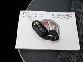 Fiat 500 (2021) thumbnail 4